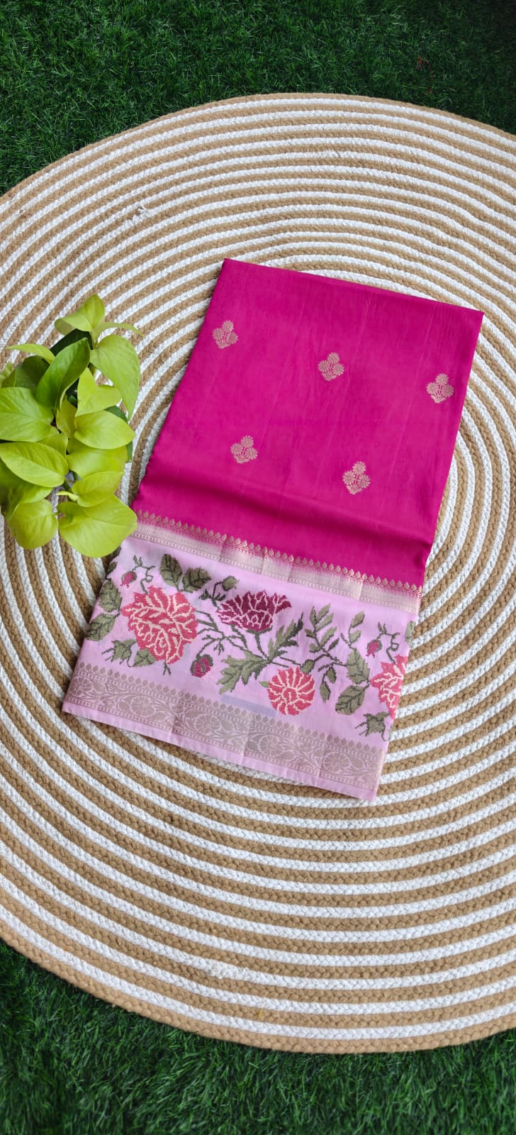 Viscose Dola Crepe Rani pink with Baby pink SS-747