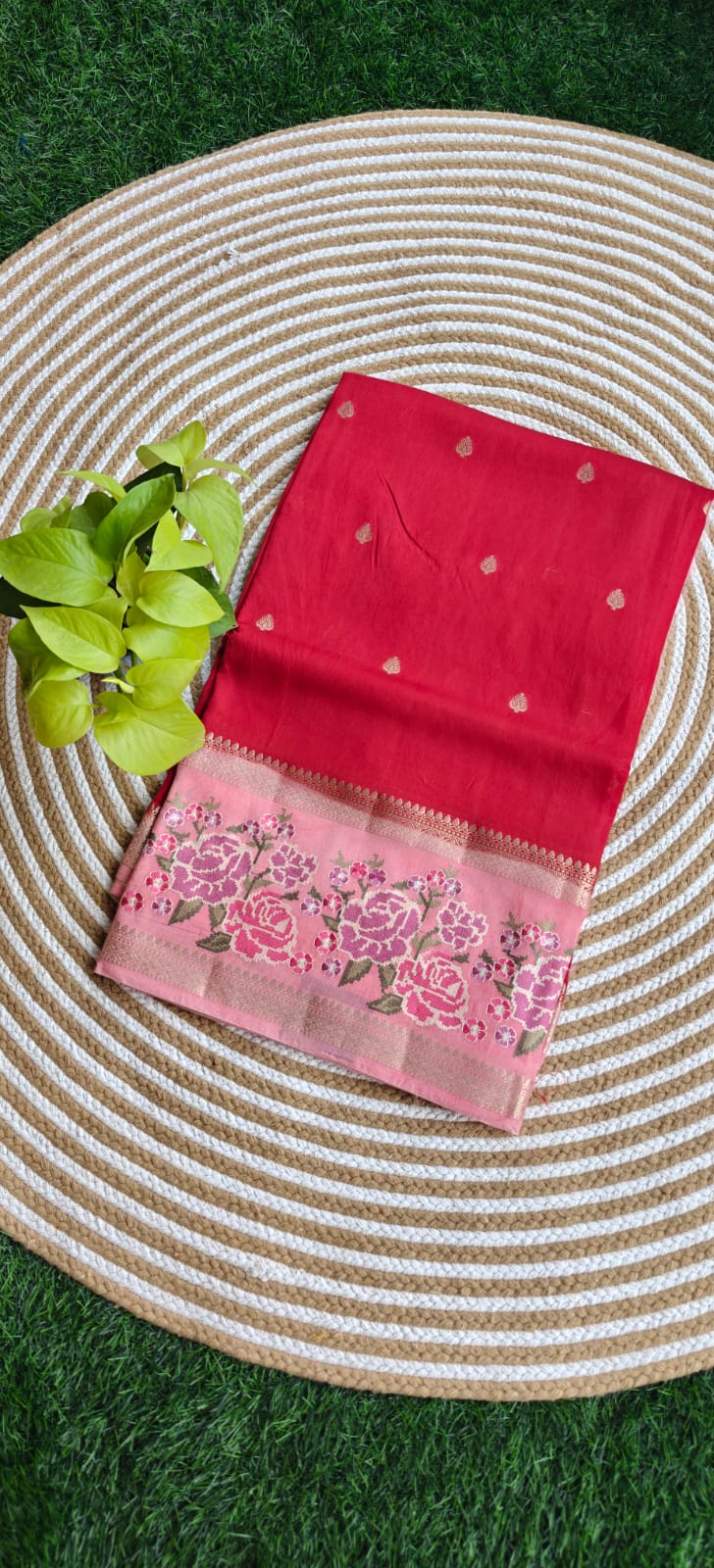 Viscose Dola Crepe Red with Baby pink SS-747