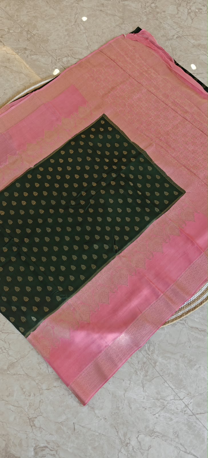 Semi Mysore Crepe Premium Bottle Green with Pink SS-650