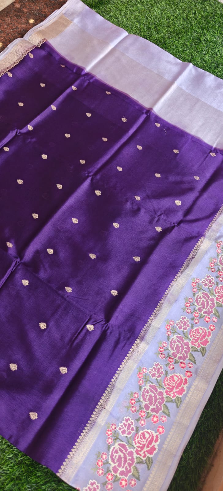 Viscose Dola Crepe Purple with Lavender SS-747